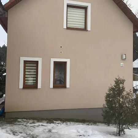 House بيت للعطل بودوبوفيست